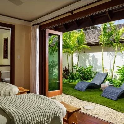 Aqua-Bay-massage-room